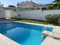 Bazén v ubytovaní Villa Blanca Marbella Center - EaW Homes alebo v jeho blízkosti