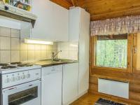 Kuchyň nebo kuchyňský kout v ubytování Holiday Home Fassen maja by Interhome