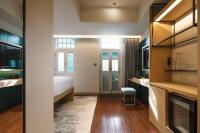 KēSa House, The Unlimited Collection managed by The Ascott Limitedにあるキッチンまたは簡易キッチン