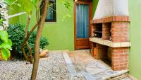 Vonkajšia záhrada v ubytovaní Bilini Garden Apartment