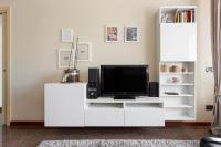 Telewizja i/lub zestaw kina domowego w obiekcie Beautiful Apartment next to Sempione and City Life - Viale Teodorico