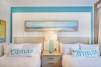 Ein Bett oder Betten in einem Zimmer der Unterkunft Margaritaville Resort Times Square