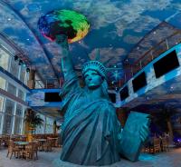 Ein Restaurant oder anderes Speiselokal in der Unterkunft Margaritaville Resort Times Square 