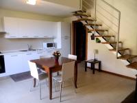 A kitchen or kitchenette at Case Fiorite