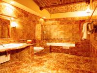 Łazienka w obiekcie Hotel Europejski