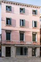 Gallery image of Hotel Do Pozzi in Venice