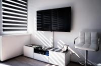 Televízia a/alebo spoločenská miestnosť v ubytovaní Treba Malo Odmorit - Self check-in option, Family Room, PS4 Pro, Free parking