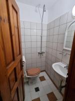 Koupelna v ubytování Motel Thessaloniki
