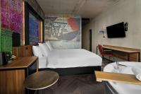 Inntel Hotels Amsterdam Landmarkにあるベッド