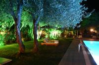 Bazén v ubytovaní Fiori Hotel alebo v jeho blízkosti