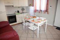 A kitchen or kitchenette at Dimora Rosso Piceno
