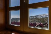 Uma vista geral da montanha ou uma vista da montanha a partir do hotel