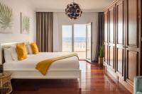 Posteľ alebo postele v izbe v ubytovaní ODIN LUXURY VILLA by Buenavilla