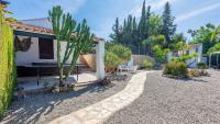 Vonkajšia záhrada v ubytovaní Casa La Vina del Arenal Pizarra by Ruralidays