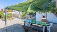 Vonkajšia záhrada v ubytovaní Casa La Vina del Arenal Pizarra by Ruralidays