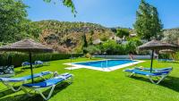 Bazén v ubytování Villa Lagar Martinez Malaga by Ruralidays nebo v jeho okolí