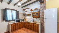 Kuchyň nebo kuchyňský kout v ubytování Villa Lagar Martinez Malaga by Ruralidays