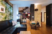 A seating area at Divi Apartments Villa Reyes 2