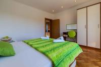 Postel nebo postele na pokoji v ubytování One-Bedroom Apartment Crikvenica 4