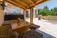 Balkón nebo terasa v ubytování Holiday home in Crikvenica 5239