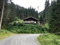 Przyroda w pobliżu tego domu w stylu alpejskim