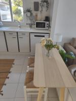 Kuchyň nebo kuchyňský kout v ubytování Sea View Appartment Miraflores