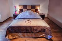 Posteľ alebo postele v izbe v ubytovaní Boutique Hotel's Bytom