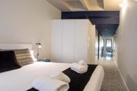 Postel nebo postele na pokoji v ubytování Barcelona Touch Apartments - Rosich
