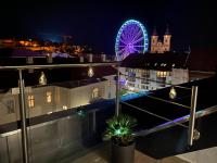 Balkón nebo terasa v ubytování Rooftop Eger