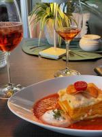 Jídlo v hotelu nebo okolí