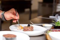 Jídlo v hotelu nebo okolí