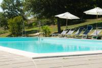 Bazén v ubytovaní Agriturismo Villa Lugnano Casale Con Piscina Privata alebo v jeho blízkosti