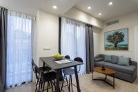 A seating area at Hestia - Alexandras 38