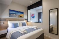 A bed or beds in a room at Hestia - Alexandras 38