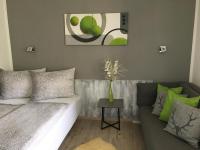 A seating area at Apartment Domizil Maria