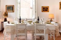Nápoje v ubytovaní Borgo Stretto Bright Apartments