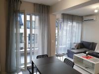 Posezení v ubytování New The Twins Varna Two-Bedroom, Apt 5 at 15 Tsani Ginchev Street, floor 3