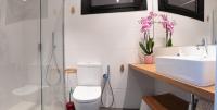 A bathroom at O Feixoal
