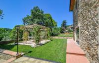 A garden outside Il Meriggeto