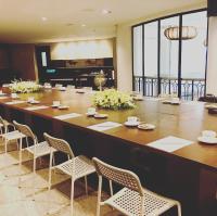 I Pavilion Hotel Phuketにあるレストランまたは飲食店