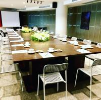 I Pavilion Hotel Phuketにあるビジネスエリアまたは会議室