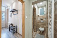 Kúpeľňa v ubytovaní Design Apartment w AC on Ring Road by NeWave Apartments
