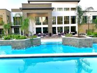 Beautiful 3 Bedroom Apartment - Housity