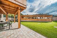Vonkajšia záhrada v ubytovaní Dachstein West Apartments