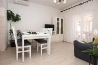 TV a/nebo společenská místnost v ubytování Holiday House San Mario - Pets Friendly Rural Home
