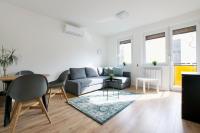 Posezení v ubytování Standard Apartment by Hi5 - Dessewffy 37 suites