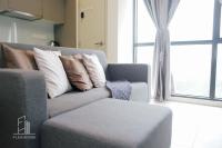 9am-5pm, SAME DAY CHECK IN AND CHECK OUT, Work from Home, Comfy & Quiet Tamarind Suites-Cyberjaya by Flexihome-MY,にあるシーティングエリア