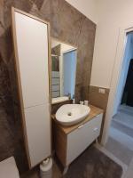 A bathroom at BELLAVISTA CASA SUL MARE