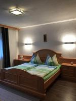 Posteľ alebo postele v izbe v ubytovaní Alpin Apart Armin