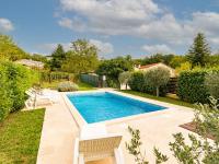 Bazén v ubytovaní Holiday Home Sonja by Interhome alebo v jeho blízkosti